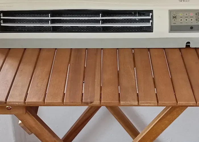 Tam Deniz Manzarali Sehir Merkezinde شقة