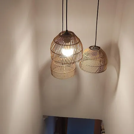 Tam Deniz Manzarali Sehir Merkezinde İzmir