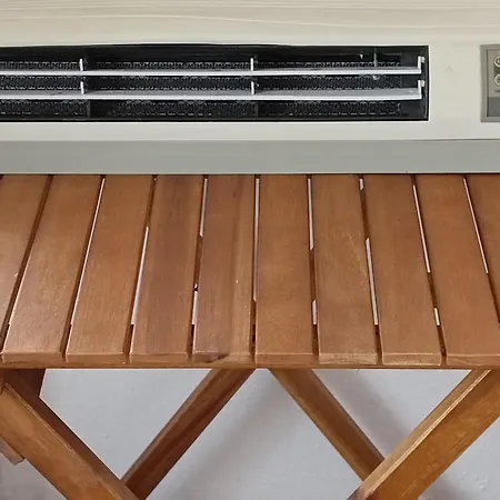 Tam Deniz Manzarali Sehir Merkezinde Appartement