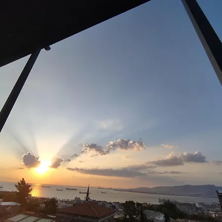 Tam Deniz Manzarali Sehir Merkezinde Апартаменты Измир